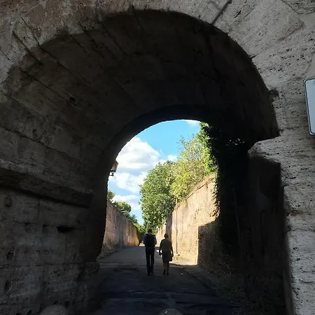 Delightful 100 Meters From The Colosseum Rome