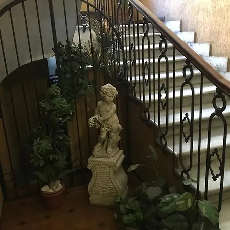 Delightful 100 Meters From The Colosseum Rome