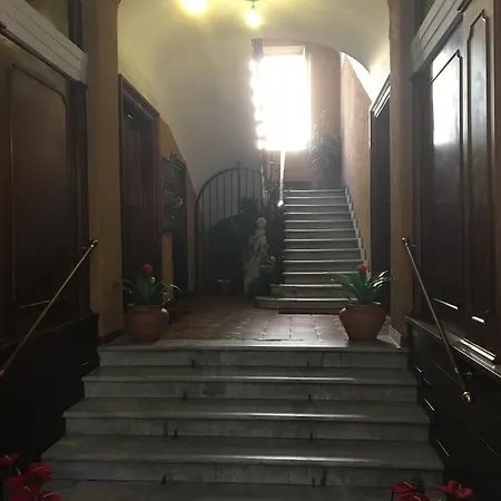 Apartment Delightful 100 Meters From The Colosseum