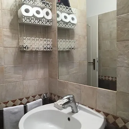 Apartment Delightful 100 Meters From The Colosseum *